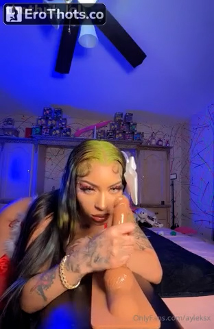 Ayleks Handjob video by Onlyfans – Viral